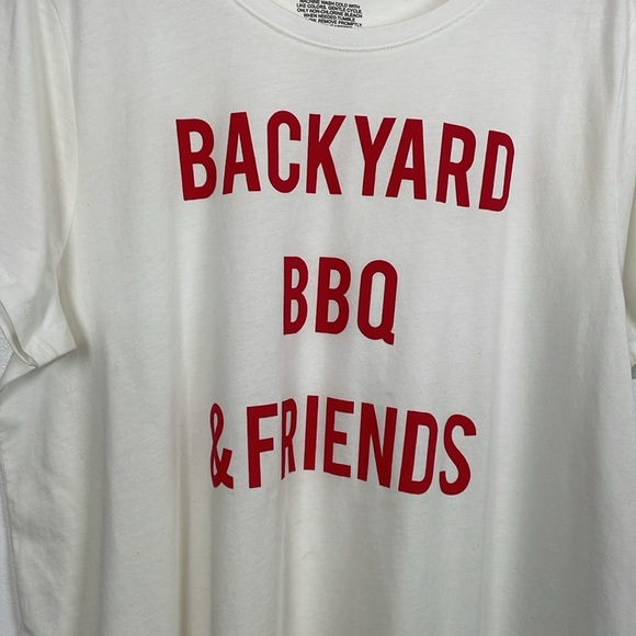 BackYard BBQ & Friends Womens XL Short Sleeve Pullover White Red Lightweight Tee - Picture 3 of 8